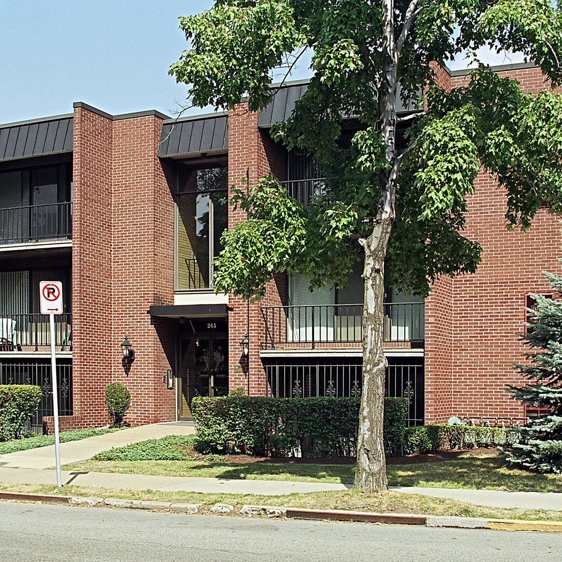 exterior of 265 Shady Avenue