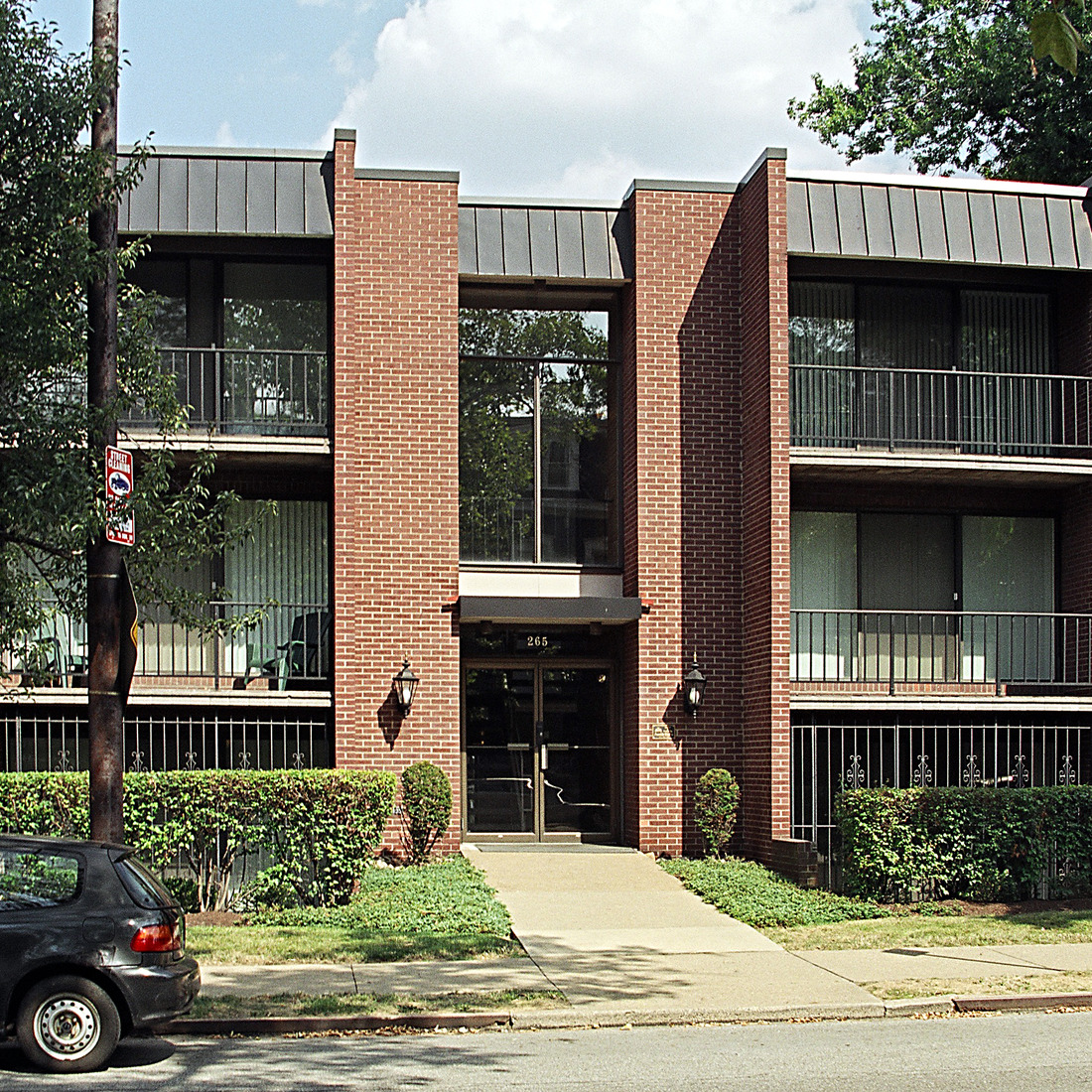 exterior of 265 Shady Avenue