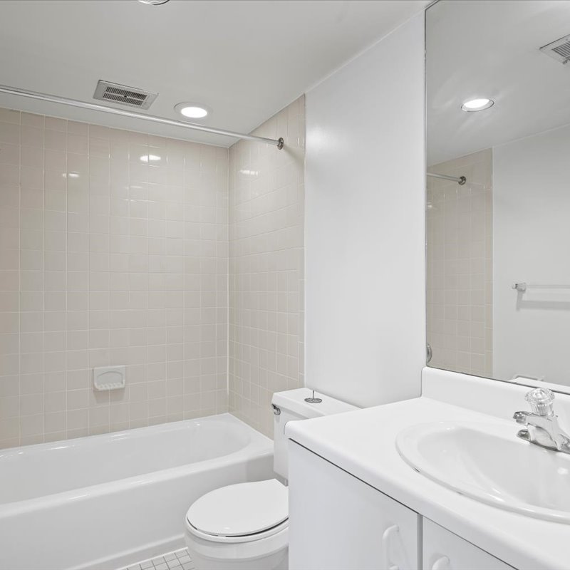 interior of Apt. 31