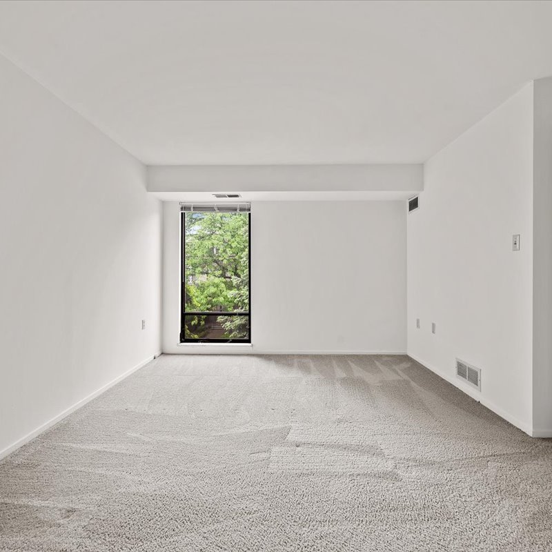 interior of Apt. 32