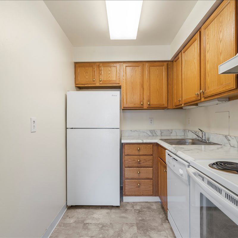 interior of Apt. 33