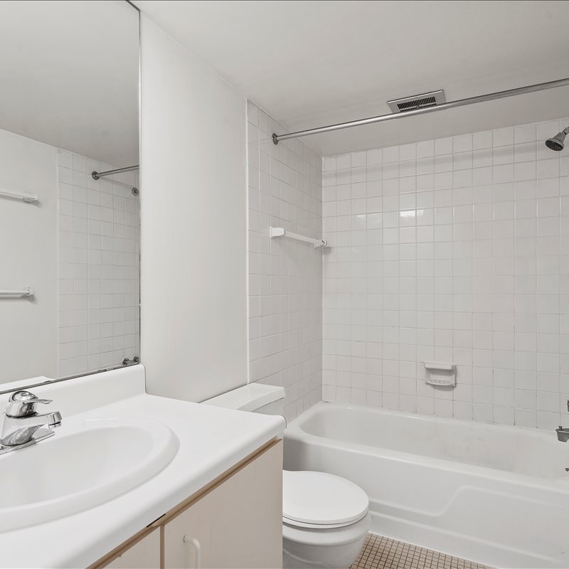 interior of Apt. 33